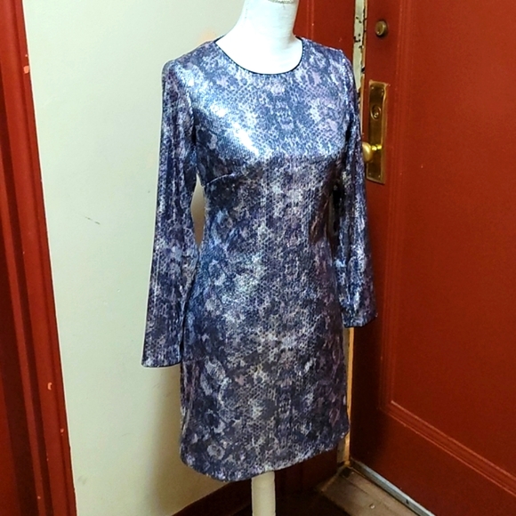 VINCE CAMUTO SILVER SEQUIN DRESS SIZE 4 - Picture 7 of 15